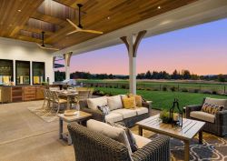 Image depicting the Service Indoor/Outdoor